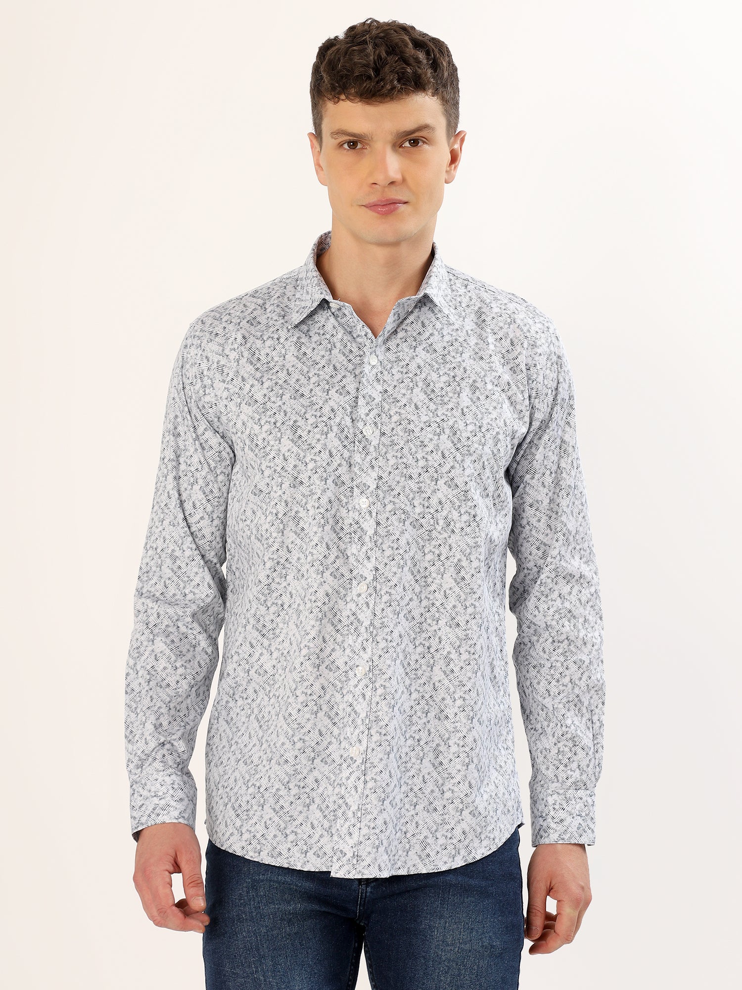 Men's White and Navy Blue Abstract Print Regular Fit Shirt