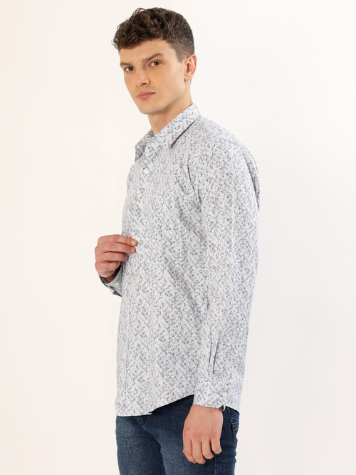 Men's White and Navy Blue Abstract Print Regular Fit Shirt