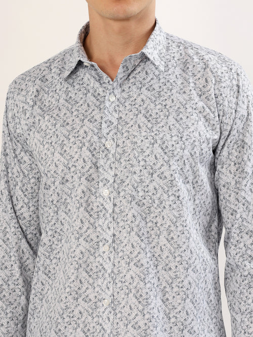 Men's White and Navy Blue Abstract Print Regular Fit Shirt